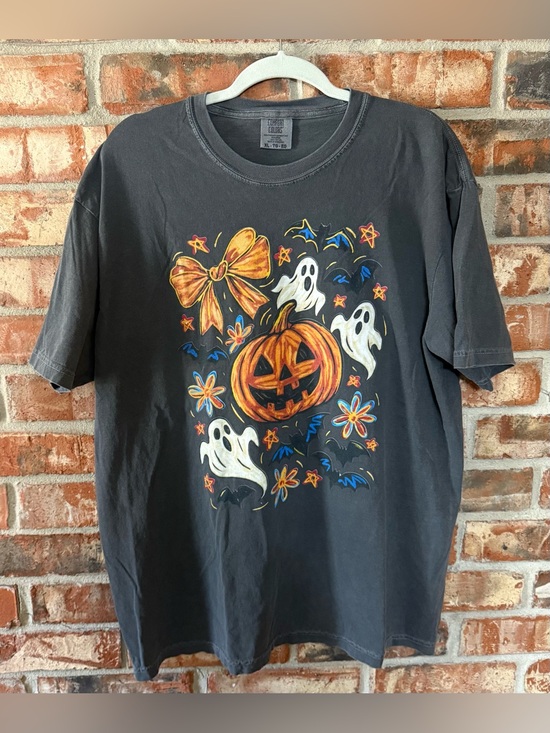 Comfort Colors Tops - Comfort Colors Pepper Halloween Pumpkin & Ghost Graphic Tee with Orange Accents